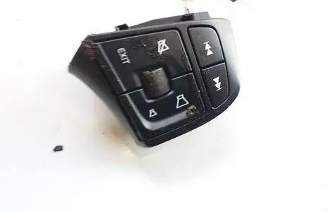 Volvo V40 Steering wheel buttons/switches 31334462