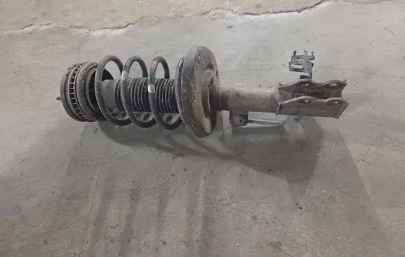 Peugeot 508 Front shock absorber with coil spring 