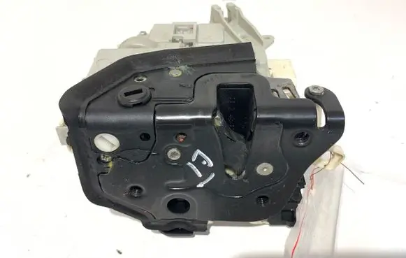 Porsche Panamera (970) Rear door lock 8K0839015C