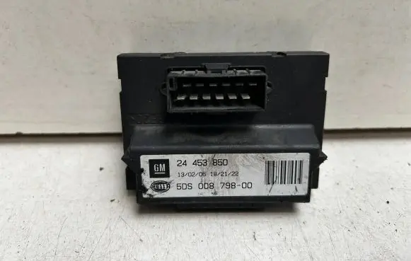 Opel Zafira B Tow bar trailer control unit/module 24453850 5DS00879800