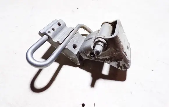 Audi A6 Allroad C6 Rear door upper hinge 8E0833412E