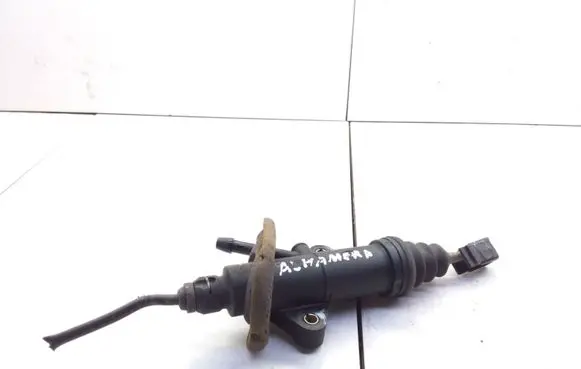Seat Alhambra (Mk1) Clutch slave cylinder 95VW7A543BD