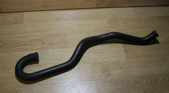 BMW X5 E53 Engine coolant pipe/hose 64116931240