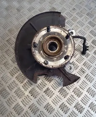Chrysler Grand Voyager V Front wheel hub 04743576AB