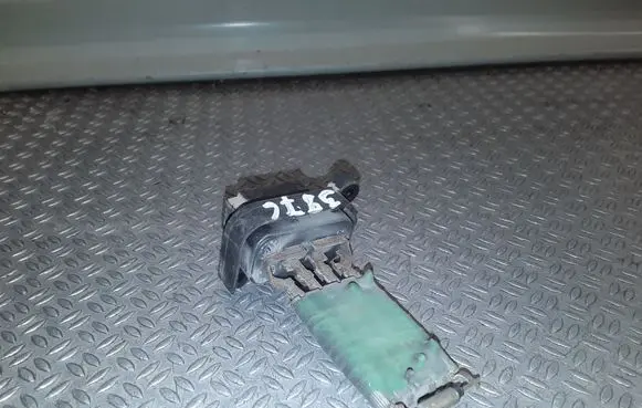 Ford Transit Heater blower motor/fan resistor 3C1H18B647AA