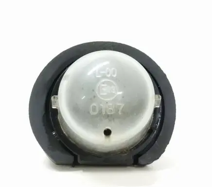 Suzuki SX4 Number plate light 0187