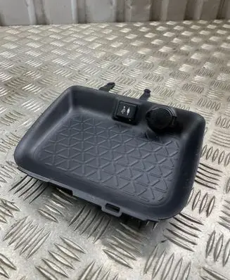 Toyota RAV 4 (XA50) Other center console (tunnel) element 5881342080