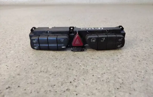 Mercedes-Benz C W203 Central console control unit 