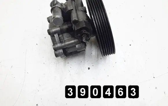 Peugeot 406 Power steering pump 9637000880