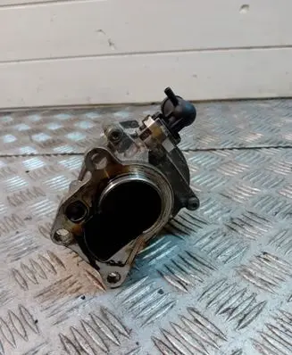 Vacuum pump