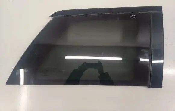 Mercedes-Benz GL X164 Rear side window 43R009545