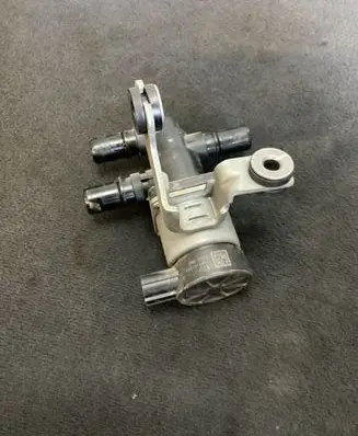 KIA EV6 Electric auxiliary coolant/water pump 375W3GI200 GW30 2303020461
