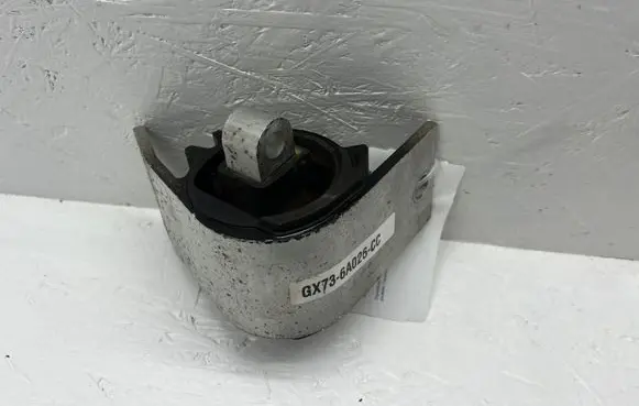 Jaguar XE Gearbox mount GX736A026CC
