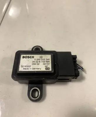 BMW 5 E39 ESP acceleration yaw rate sensor 0265005248