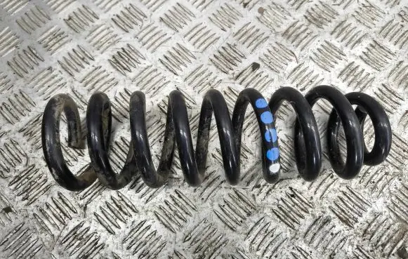 Mercedes-Benz E W213 Rear coil spring