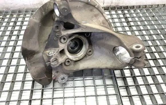BMW X1 F48 F49 Front wheel hub spindle knuckle 6876645