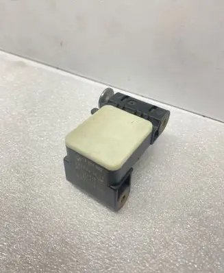 BMW 3 E90 E91 Airbag deployment crash/impact sensor 6911003