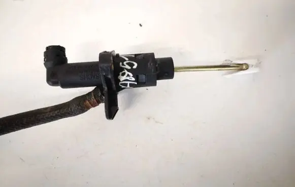Clutch master cylinder
