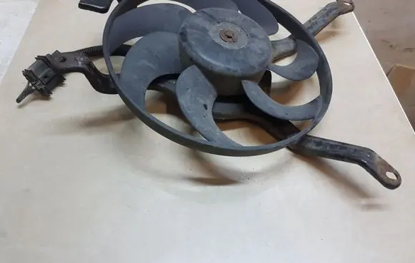 Volkswagen Caddy Electric radiator cooling fan