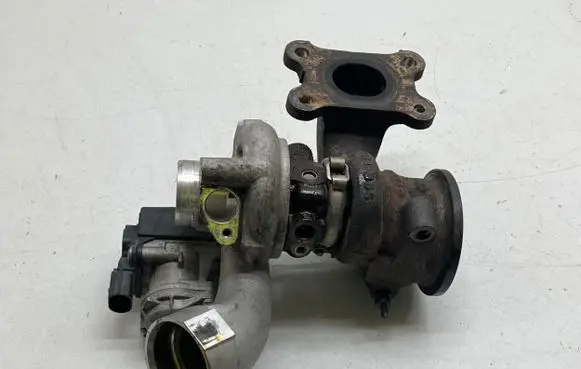 Volkswagen Golf VII Turbo 04E145721D