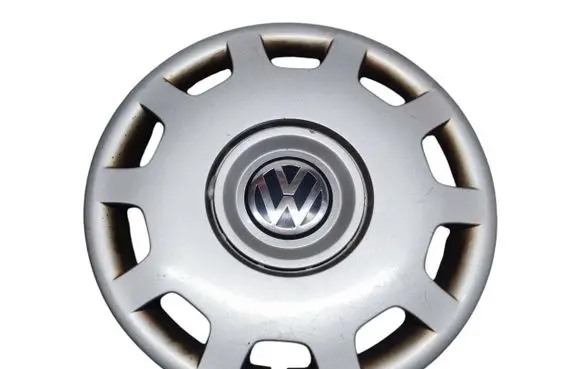 Volkswagen Golf IV R15 wheel hub/cap/trim 3B0601147D