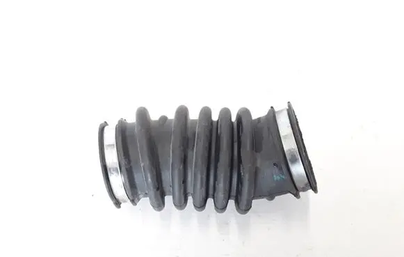 Volvo V70 Air intake duct part BG919C623FA