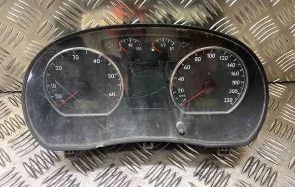 Volkswagen Polo Speedometer (instrument cluster) 6Q0920821