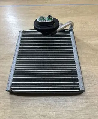 Air conditioning (A/C) radiator (interior)