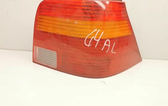 Volkswagen Golf IV Rear/tail lights 1J6945096R 67736981