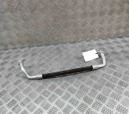 Volvo XC40 Air conditioning (A/C) pipe/hose 32226965