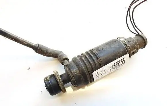 Audi A4 S4 B5 8D Windscreen/windshield washer pump 4a0955651
