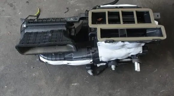 KIA Sportage Interior heater climate box assembly 97200-F1430