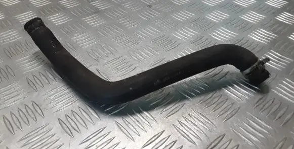 Mercedes-Benz Vito Viano W639 Engine coolant pipe/hose A6398321093