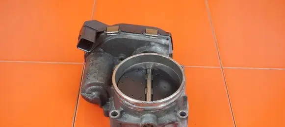 BMW 3 E90 E91 Throttle body valve A2C53112155 N53B30A