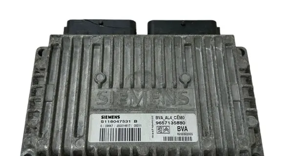 Peugeot 307 Gearbox control unit/module 8200302005 9657135880 S118047531B