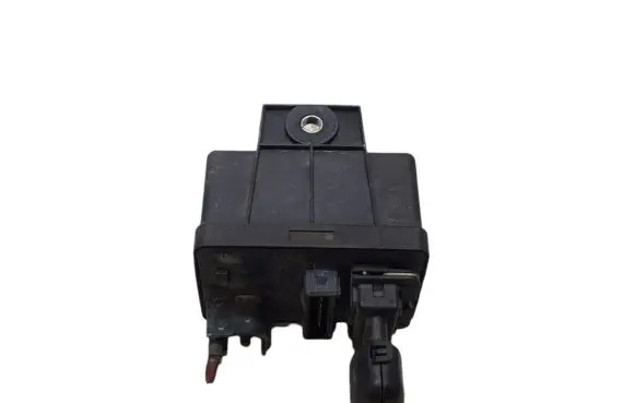 Fiat 500 Glow plug pre-heat relay 55193073 38430003