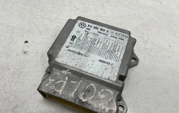 Volkswagen Golf VI Airbag control unit/module 1K0909605N