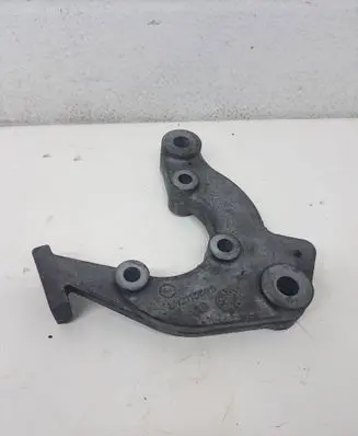 BMW 7 F01 F02 F03 F04 Power steering pump mounting bracket 2115695