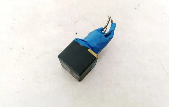 Opel Corsa D Other relay 831591062 4373229