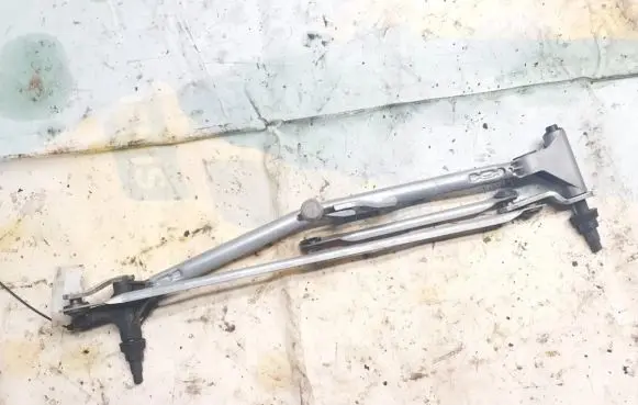 BMW X1 E84 Front wiper linkage and motor 2990025 412133405