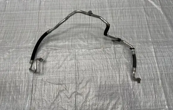 Jeep Avenger Air conditioning (A/C) pipe/hose 9850361580
