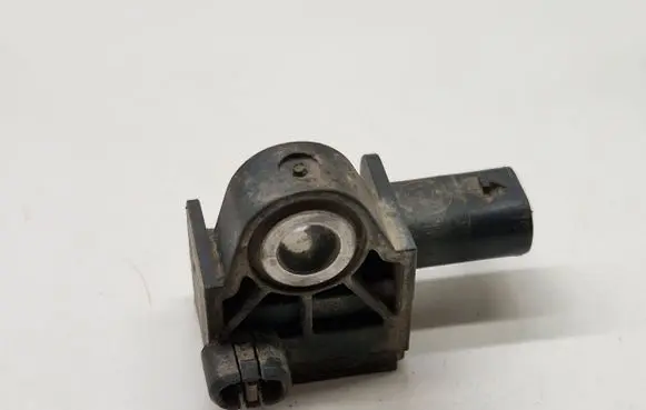 BMW i4 Acceleration sensor 6861319