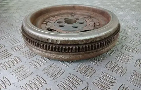 Skoda Yeti (5L) Flywheel 03L105266CL