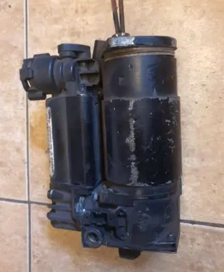 Audi A6 Allroad C5 Air suspension compressor/pump 4420512661 0019930