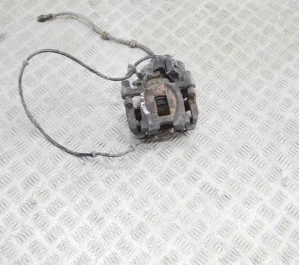 BMW 2 F45 Rear brake caliper 6883033 9332811