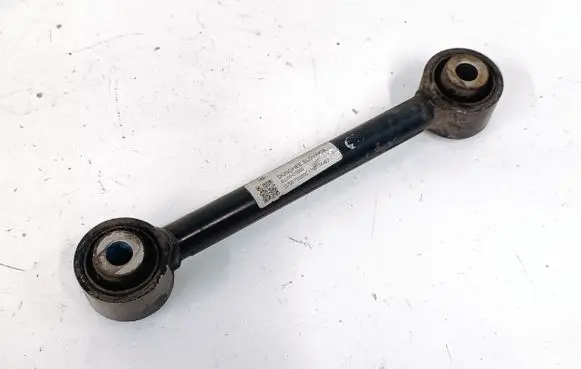Rear control arm