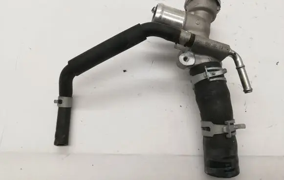 Nissan Qashqai Engine coolant pipe/hose