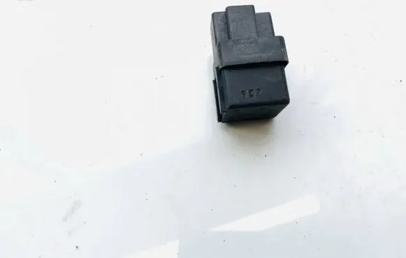 Nissan Primera Other relay 252309f900