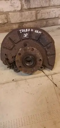 Seat Toledo III (5P) Front wheel hub spindle knuckle