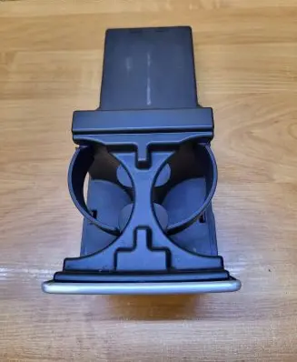 Volvo XC90 Cup holder back 8674938